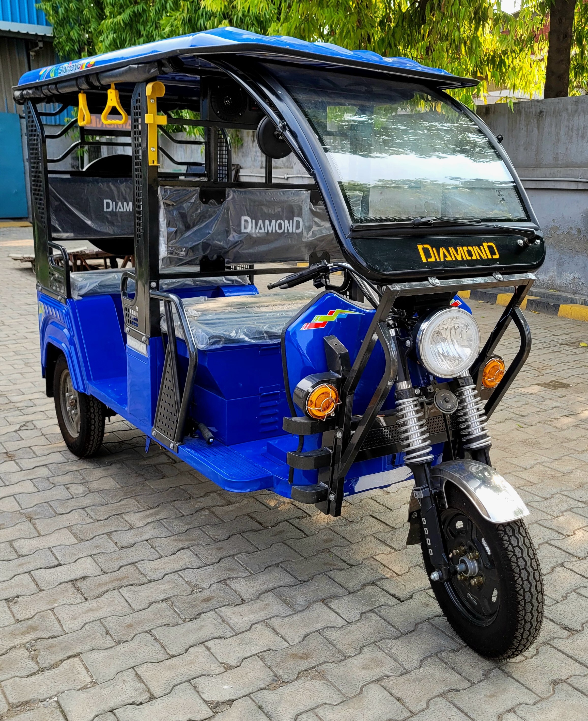 3 Wheeler Passenger E Rickshaw
