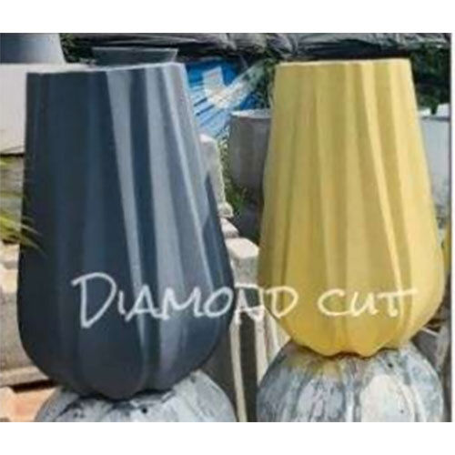 Diamond Cut Pot