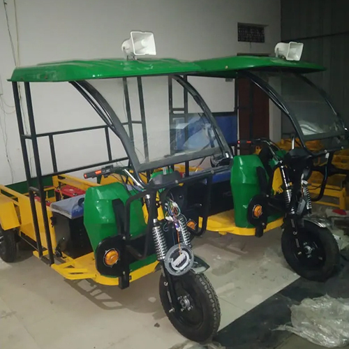 E Dustbin Rickshaw