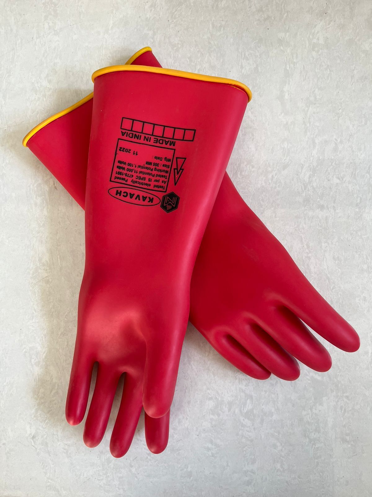 Safety Gloves - High-quality Rubber, Multiple Sizes Available, Yellow And Red | Ergonomic Fit, Textured Surface, Reinforced Cuffs, Chemical Resistant