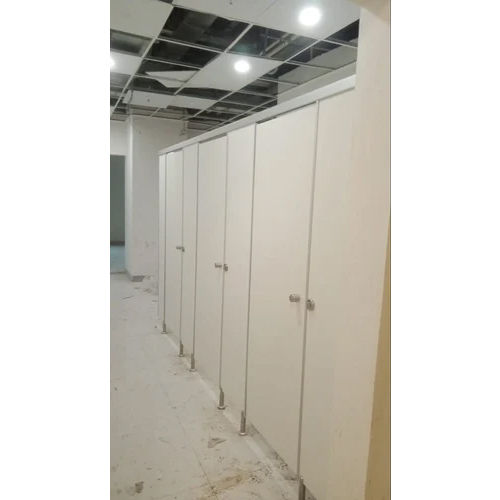 toilet cubicle partitions