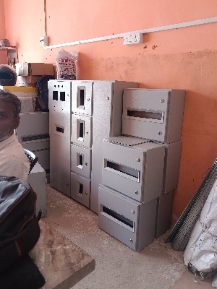 Lt Db Panels - Base Material: Metal Base