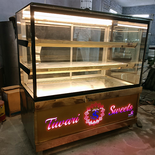 मिठाई काउंटर