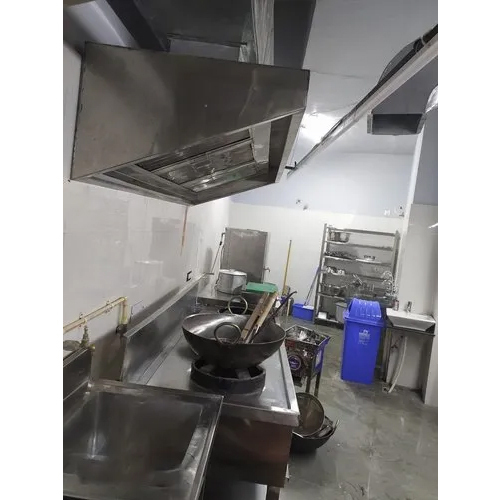 Stainless Steel Commercial Kitchen - Color: Silver