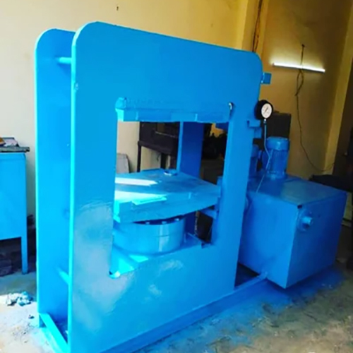 Rubber Moulding Hydraulic Press Machine - Capacity: 40 Ton/Day
