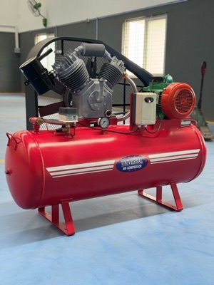 Reciprocating Air Compressor - Mild Steel, New Electric Lubricated Model | 1-2 Years Warranty