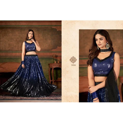 फ्लोरल कढ़ाई वाला ब्राइडल लहंगा