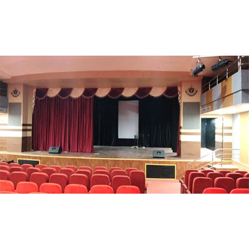 ऑडिटोरियम का इंटीरियर्स