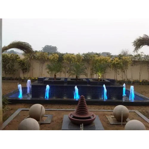 Outdoor Foam Jet Fountain - Color: Multicolor