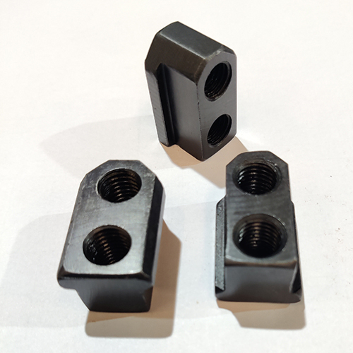 Cnc Standard T-nut - En-8 Material, Sizes: 135mm, 165mm, 200mm, 250mm, 350mm, 400mm | Polished Surface, Precise Cnc Machining, Industrial Use