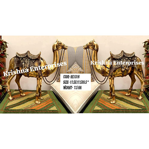 Brass Camel Statues - Color: Golden