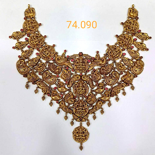 Matt Finish Grand Choker Necklace - Color: Golden