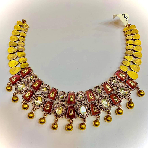 Gold Plated Necklace - Color: Golden