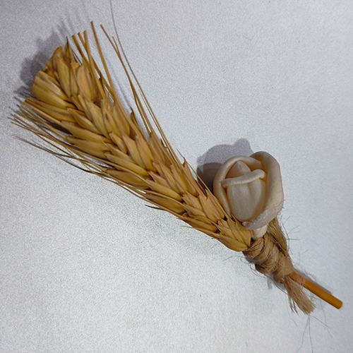 b003 Handmade Bouquet - Feature: Durable
