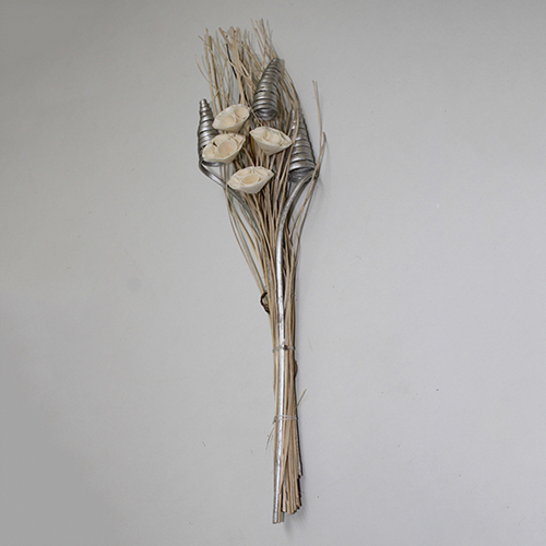 Handcrafted Bouquet - Feature: Durable
