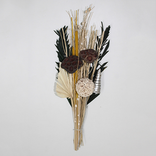 b014 Handcrafted Bouquet - Feature: Durable