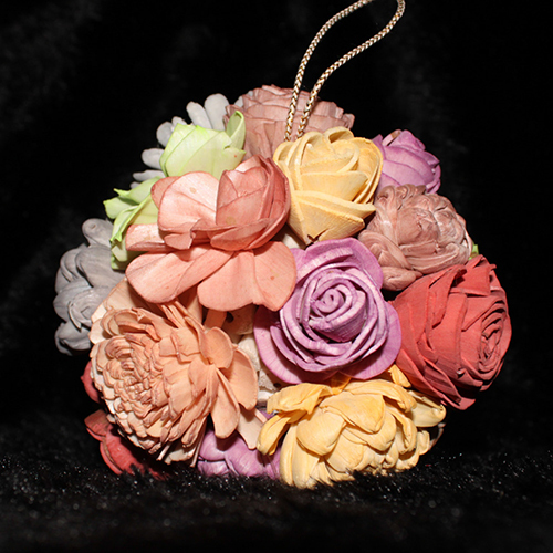 Handcrafted Bouquet - Feature: Durable