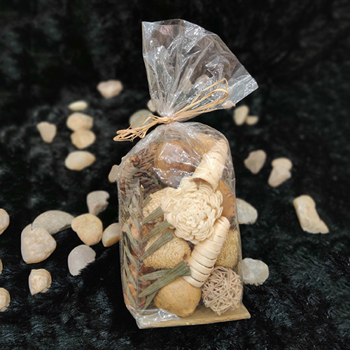 Handcrafted potpourri