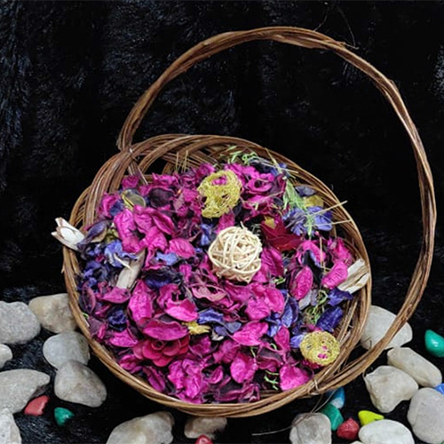 Handcrafted potpourri