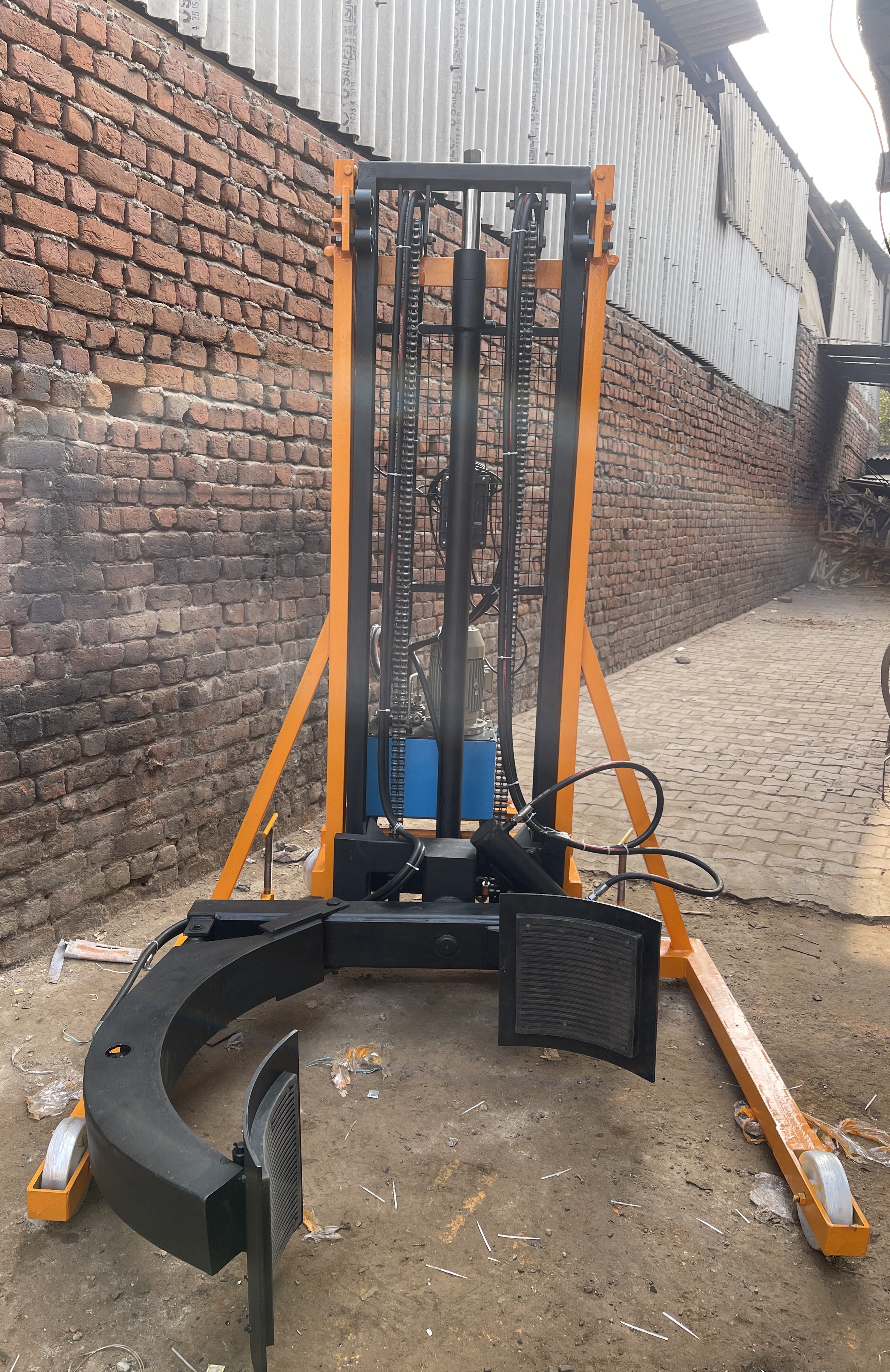 Battery Electric Hydraulic Paper Roll Stacker - Attributes: Durable