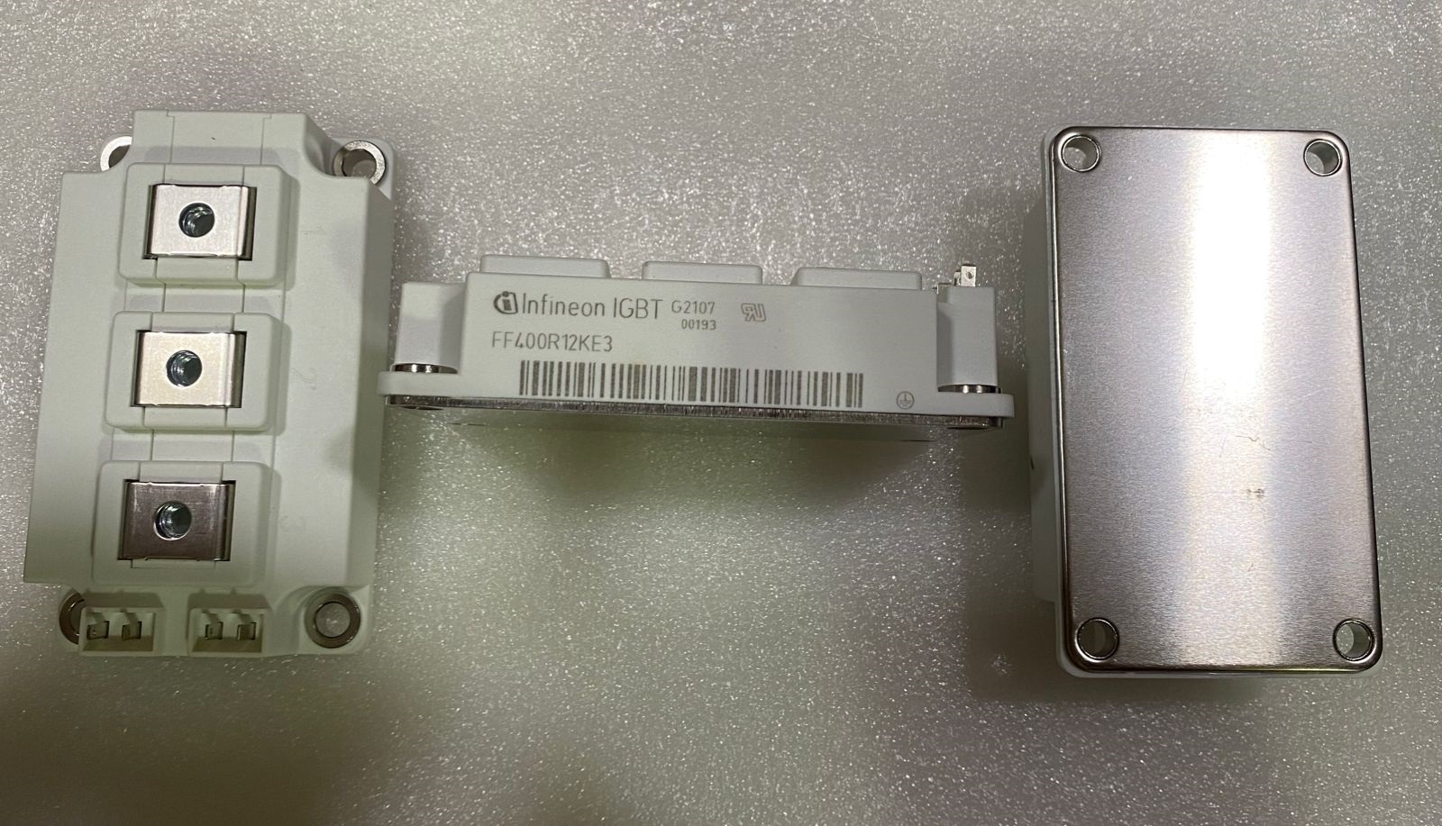 Infineon Ff400r12ke3 Igbt Module - Color: White