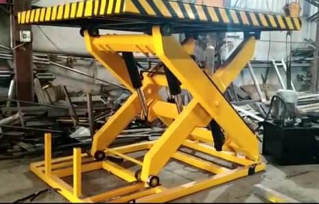 Scissor Lift - Hydraulic Powered, Heavy Duty , Durable Design For Effortless Material Handling