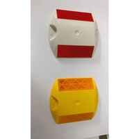 3m Road Stud - Abs Material, 90 X 100 Mm Dimensions | Manual Function For Enhanced Road Safety