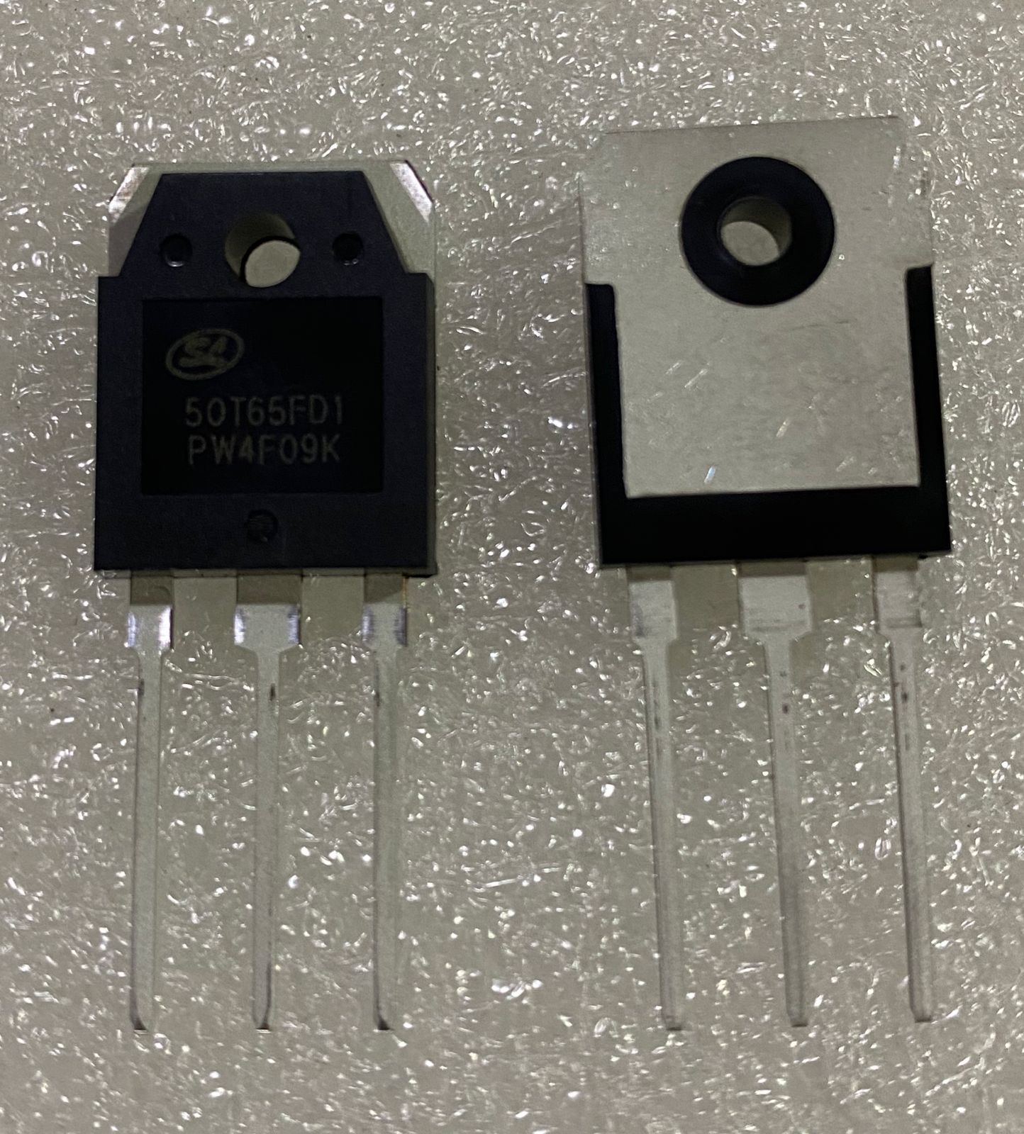Silan Sgt50t65fd1pn Igbt - Color: Black