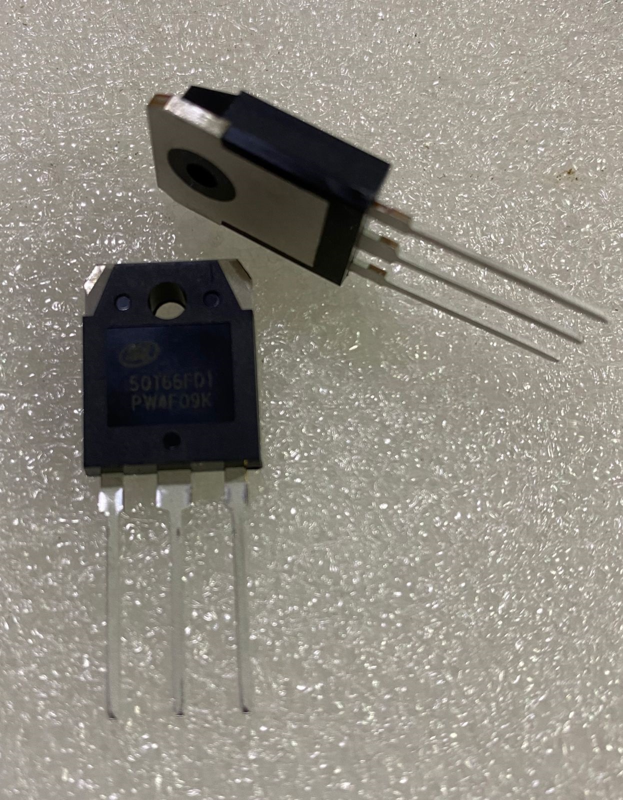 Silan Sgt50t65fd1pn Igbt - Color: Black
