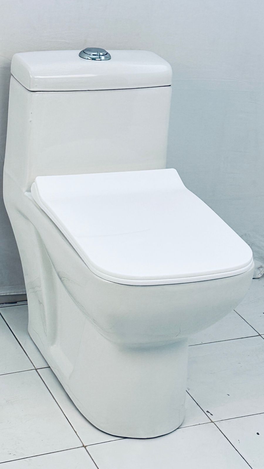 One Piece Toilet Square