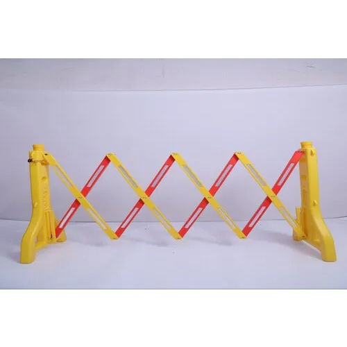 Plastic Folding Barricade - Color: Yellow & Red