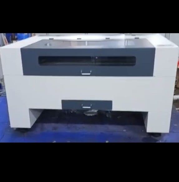 Co2 Laser Non Metal Cutting And Engraving Machine - Automatic Grade: Automatic