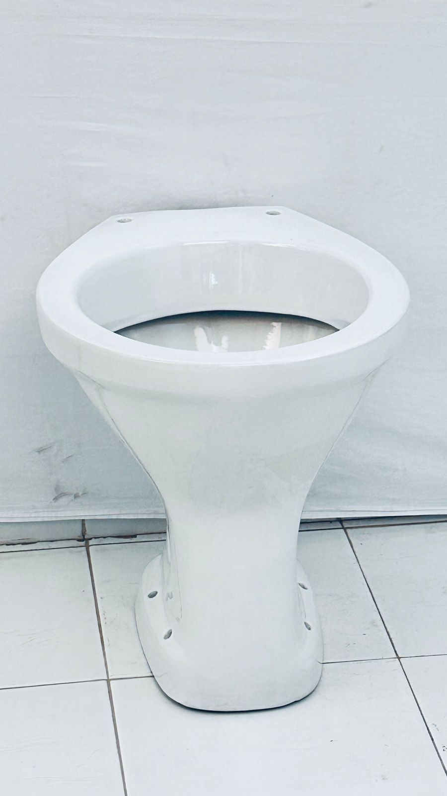 Indian White Toilet Seat