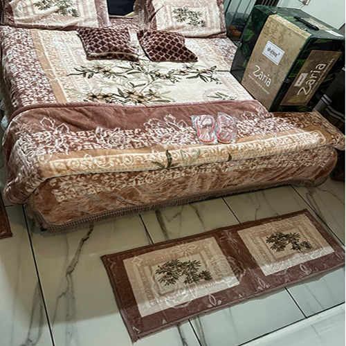 Pencil Print By Sherpa Double Quilt