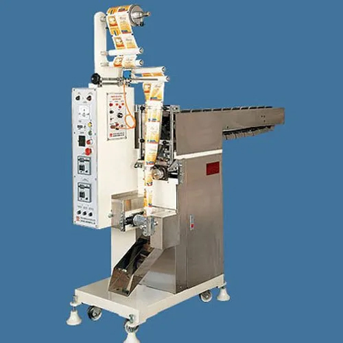 Bucket Conveyor Pouch Packing Machine