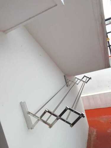 Push and pull type cloth drying hangers