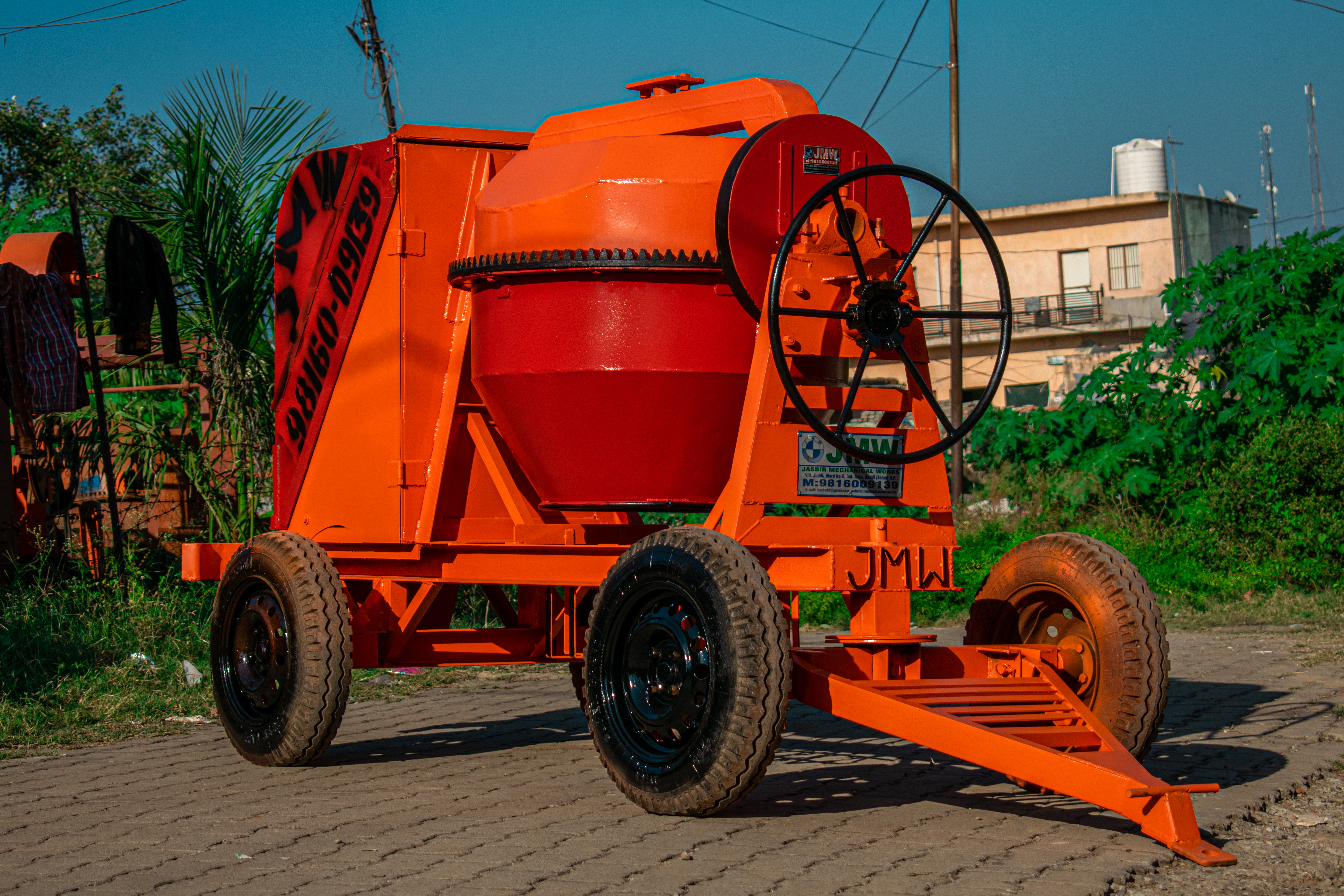 Concrete Mixture Machine - Color: Orange