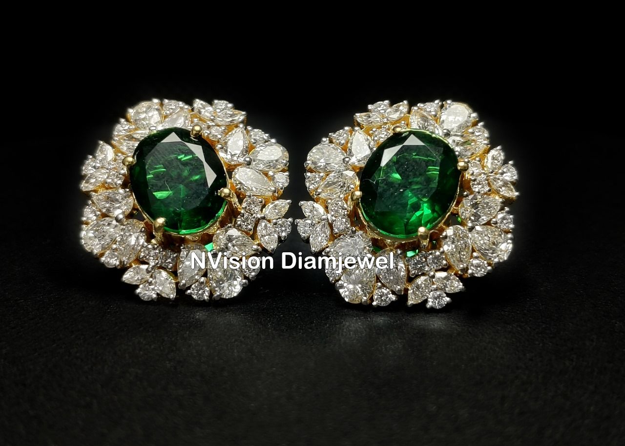 Natural Diamond Dewdrops with Center Emerald Earrings