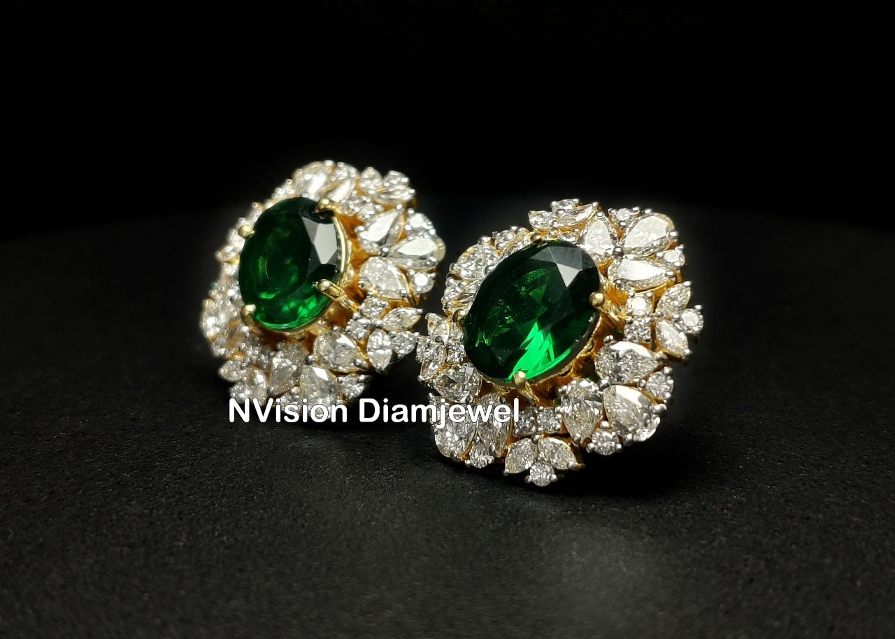 Natural Diamond Dewdrops with Center Emerald Earrings