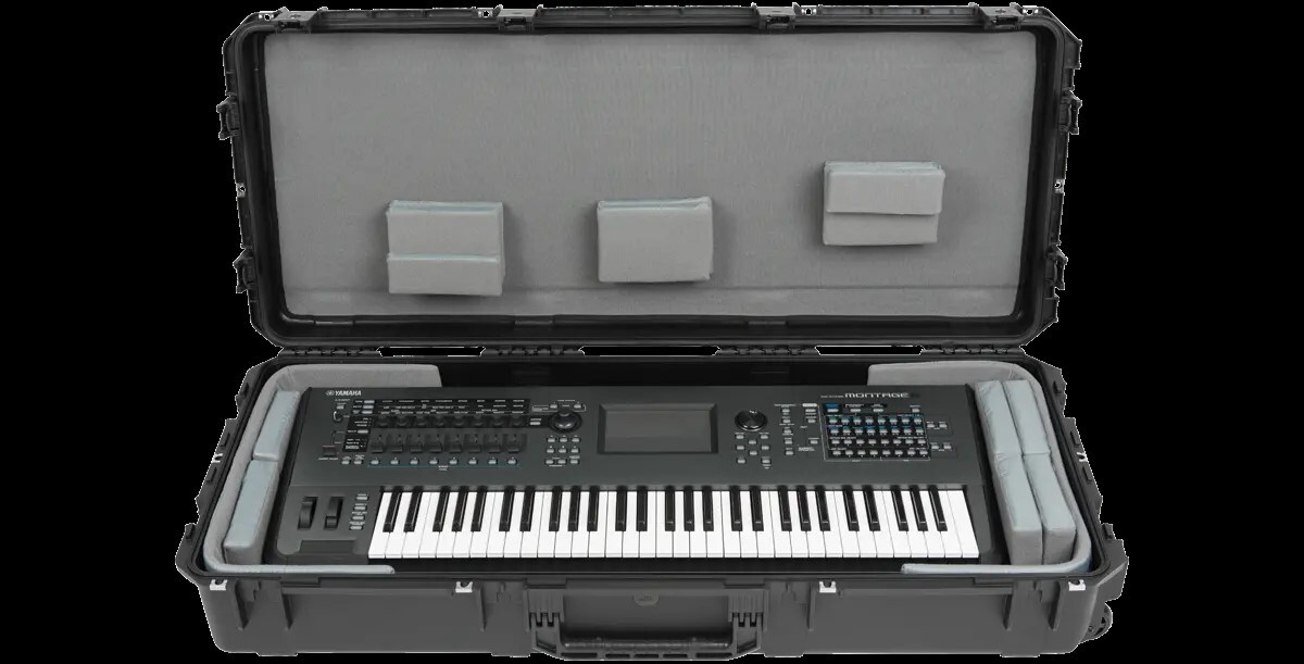 Skb Iseries 4719-8 61-note Keyboard Case