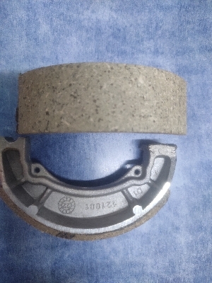 3 Wheeler Brake Shoe - Size: Standard