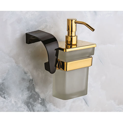 ST-006 Dispenser With Brass Pump