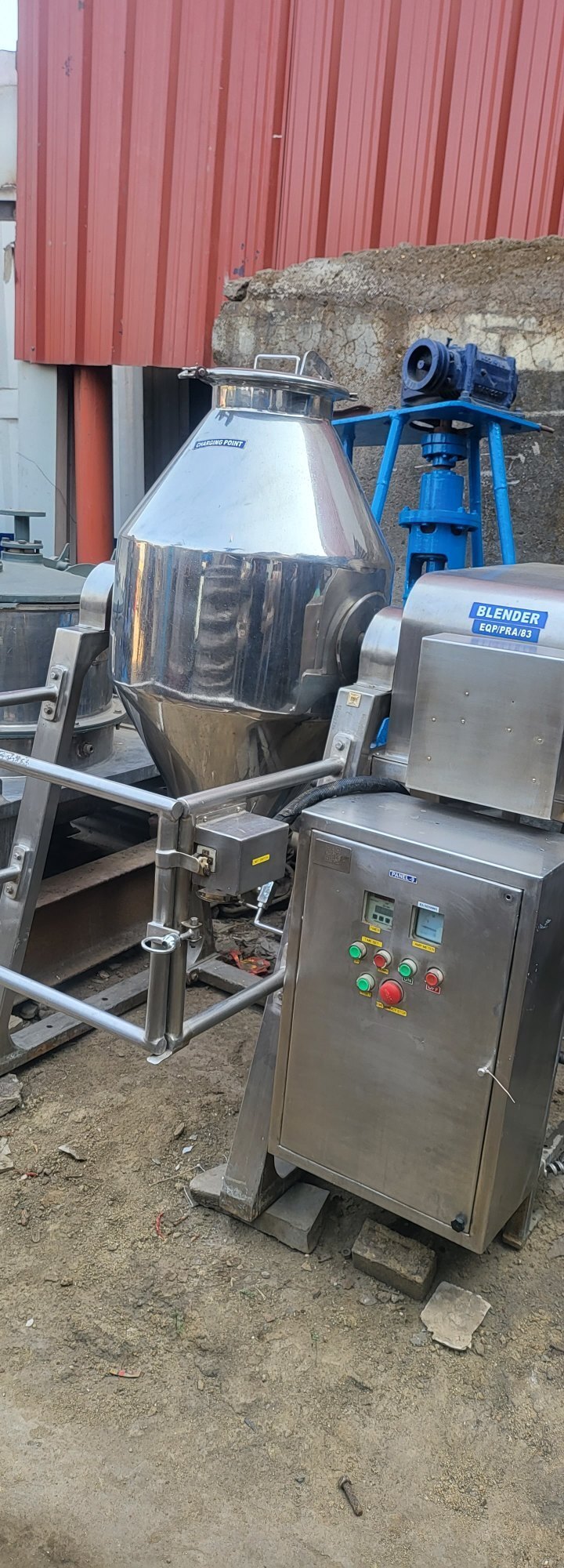 Double Cone Blender