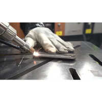 Laser Welding Machine सेवाएं