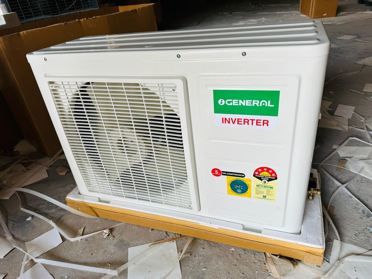 1.5 Ton Ogeneral Split Ac Non Inverter Imported 5 Star - Color: White