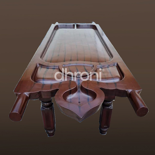 Fiber Dharapathi With Stand - Color: Brown