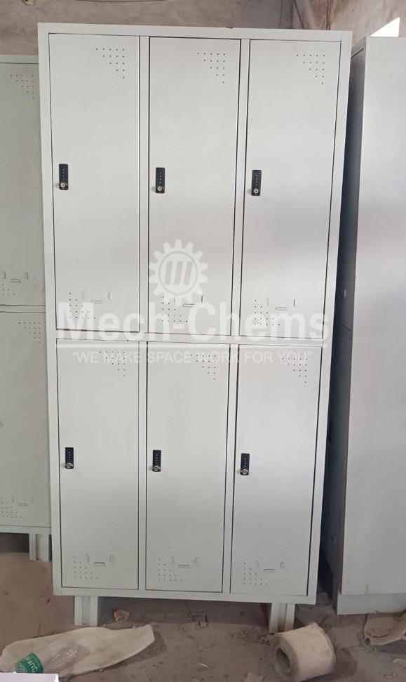 Industrial 18 Doors Locker - Color: Grey