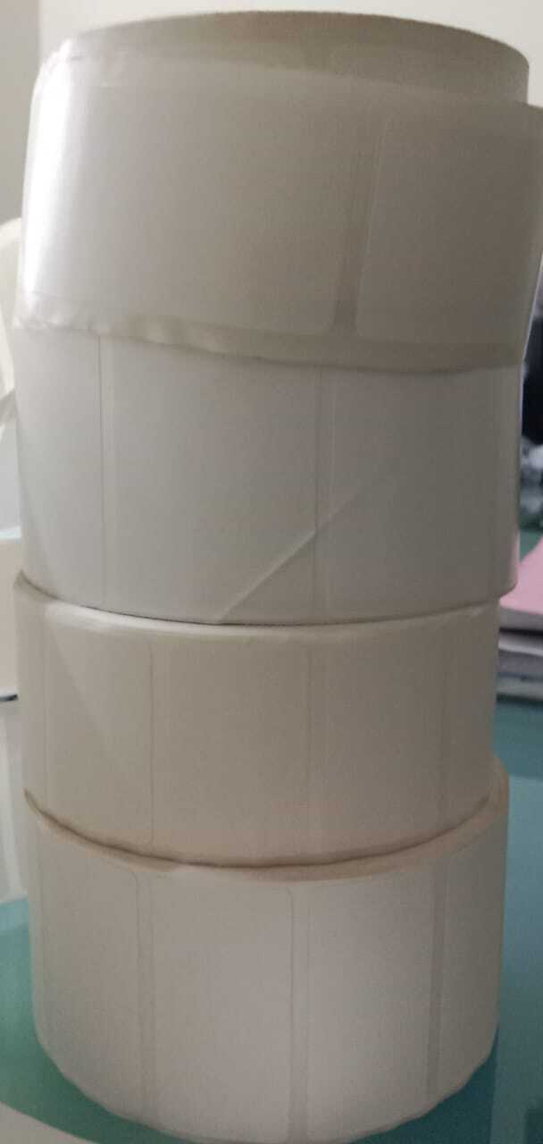 Plain Stickers In Roll Form - Color: White