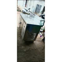 Stainless Steel Table Top Refrigerator - Color: Silver