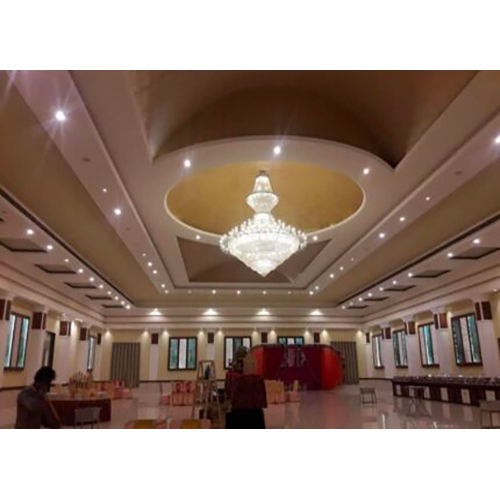 Hotel Maharaja Chandelier - Application: Banquet